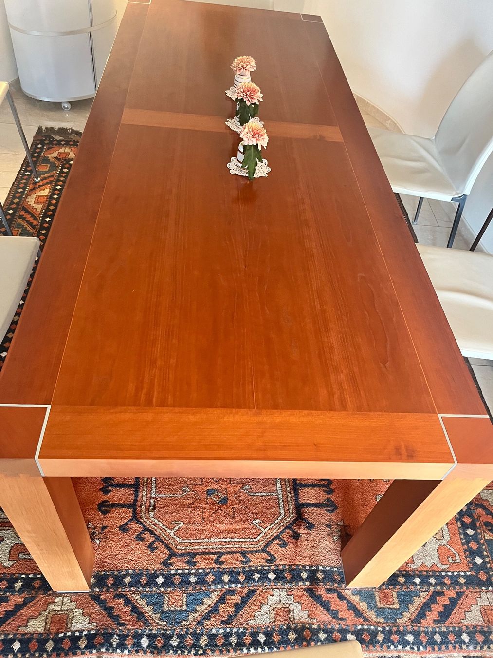 Tables: Esstisch mit 4 Eckbeinen – D'occasion à Nürensdorf par hillarytop
