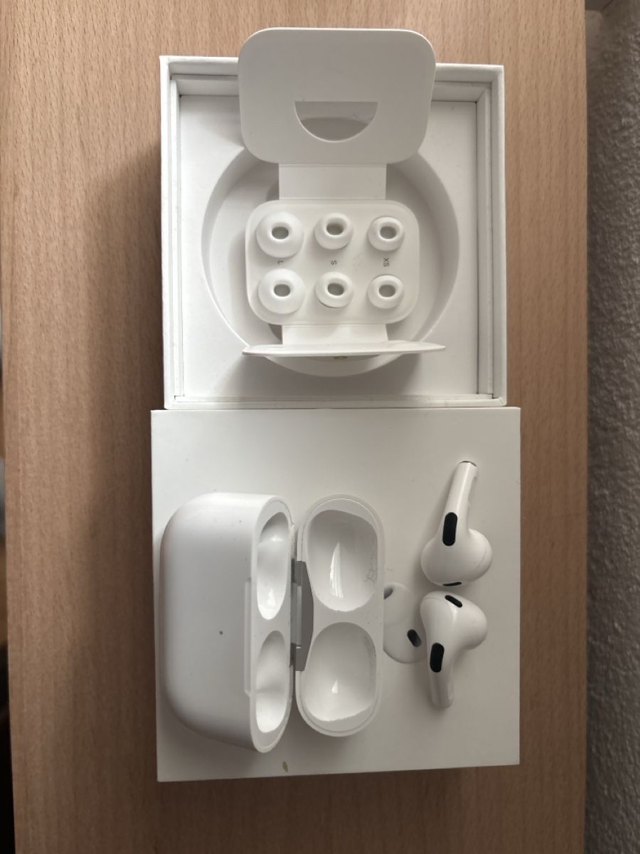 Apple Kopfhörer: AirPods Pro (2. Generation) – Gebraucht aus Anglikon von raf_7sml