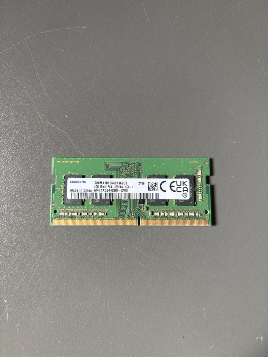 Samsung Memoria / RAM: Samsung DDR4 Ram M471A5244CB0 - CWE – Usato da Muri AG venduto da seb_lny5