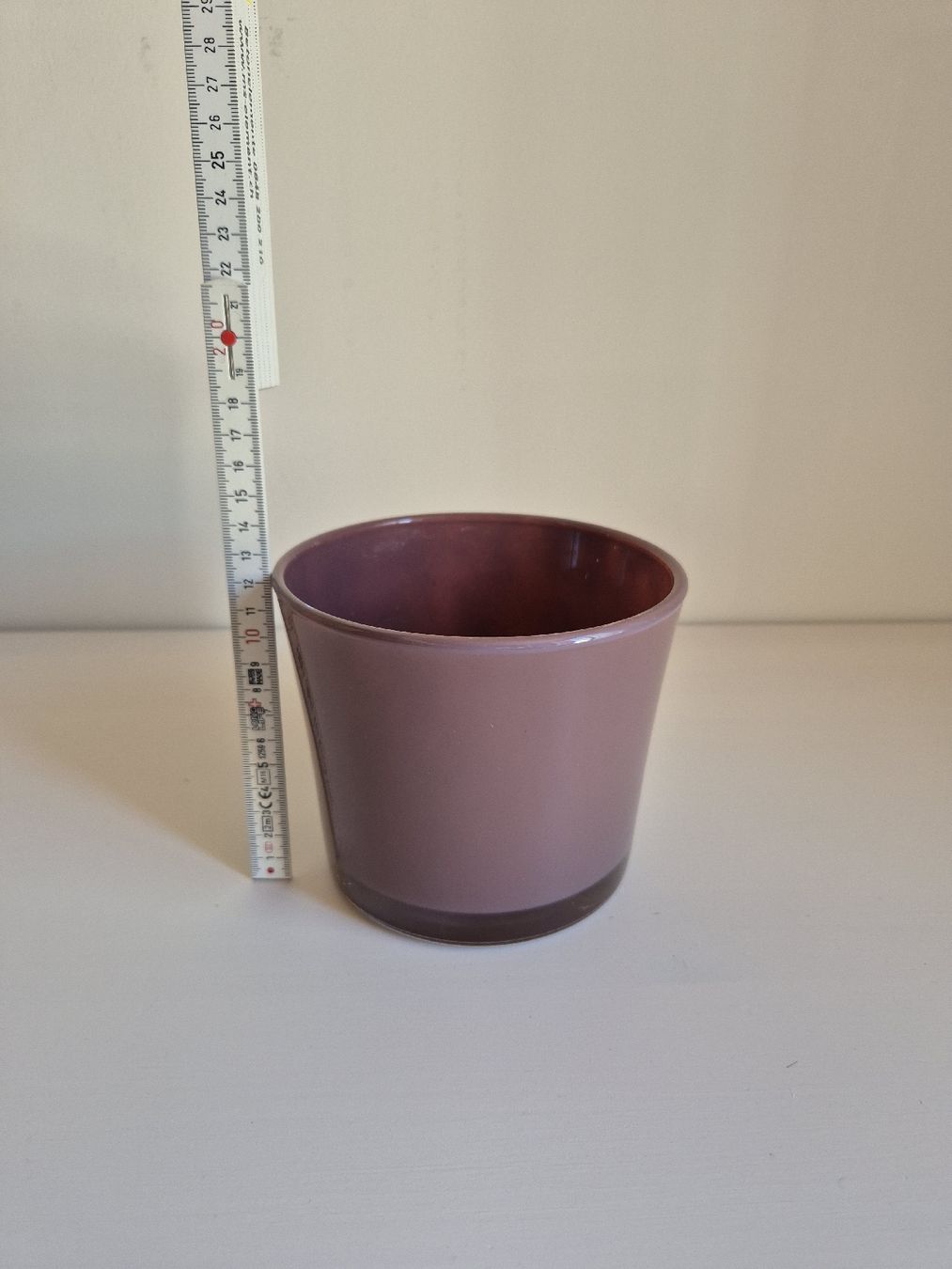 Pots de fleurs: Blumentopf violett – D'occasion à Sarnen par Abs_2025