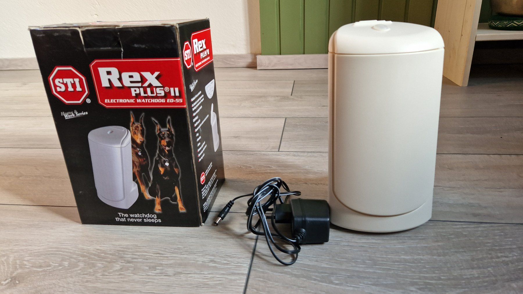 Sistemi d'allarme: STI Rex Plus II - chien de garde éléctronique – Usato da Châbles FR venduto da Onplug