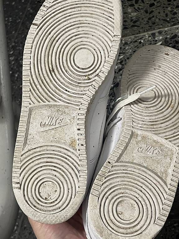 Scarpe da uomo: Nike schuhe – Usato da St. Gallen venduto da J3kiiisg 3
