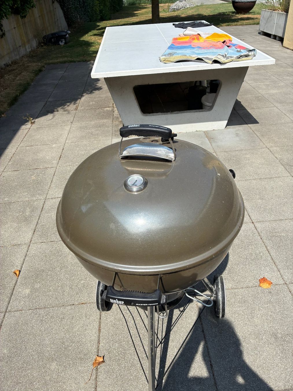 Weber Grills: Weber Grill Anthrazit gebrauchter Zustand – Gebraucht aus lyss von Strax