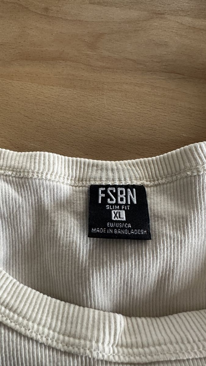 T-shirt: FSBN Chaotic Tank Top XL – Usato da Amsoldingen venduto da Thor46 1