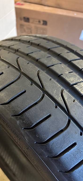 Altro in Scrittura & Disegno: 2 pneus Pirelli P zero 235 35 ZR 20 – Usato da GLAND venduto da POCCNR 3