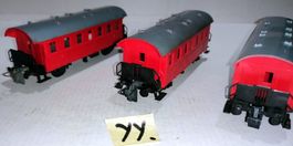 YY) Trix Express Einheits-Personenwagen, 3xRot