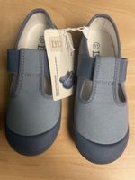 Neue Finken/Hausschuhe Gr. 32blau mit Etikett