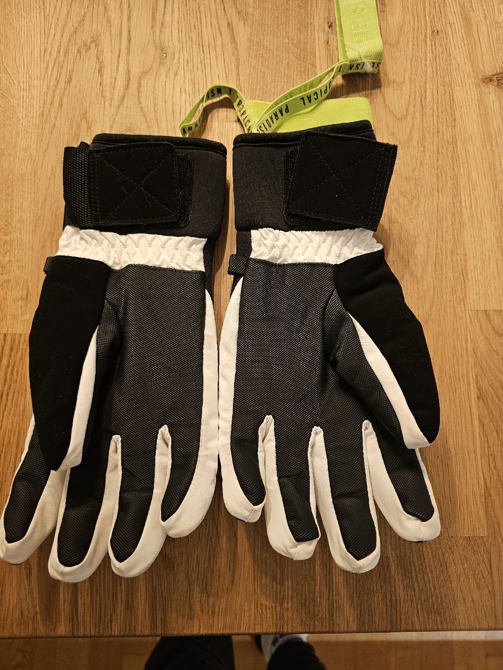 Sci: Ski Handschuhe von Dope Grösse L Neu – Nuovo (secondo la descrizione) da Amriswil venduto da Maik018 1
