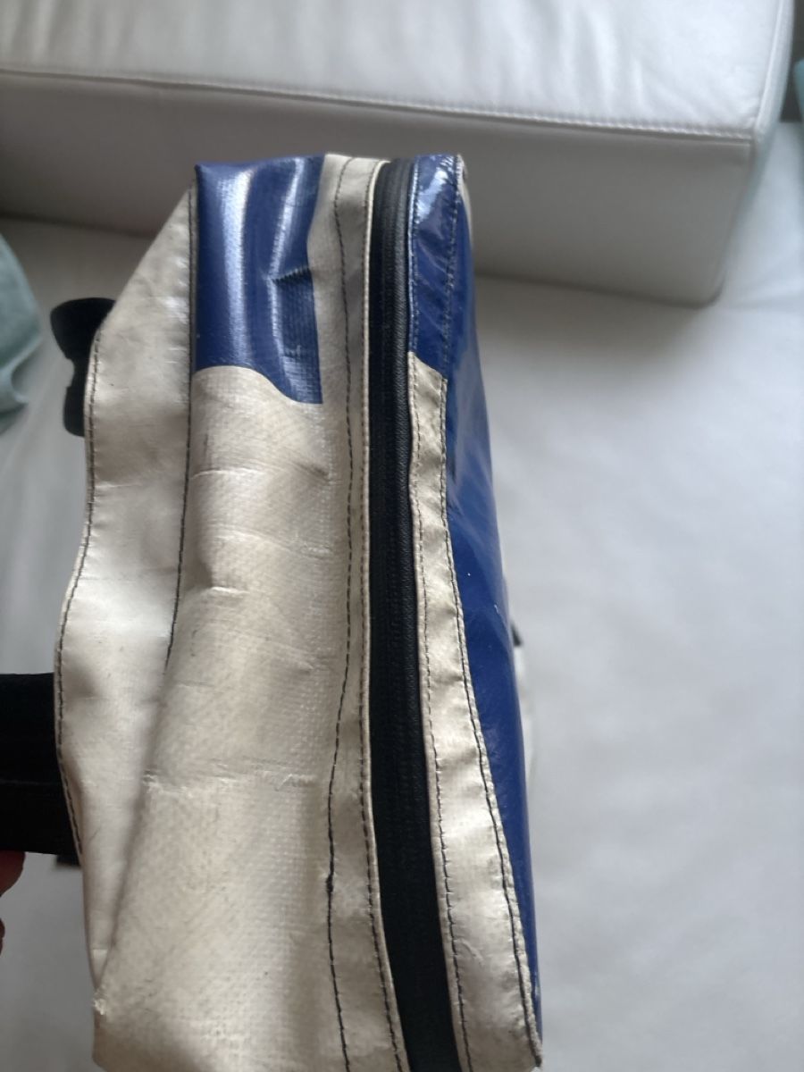 Freitag Sacs à dos: Freitag Tasche blau weiss gebraucht – D'occasion à langenthal par rundholz7 2