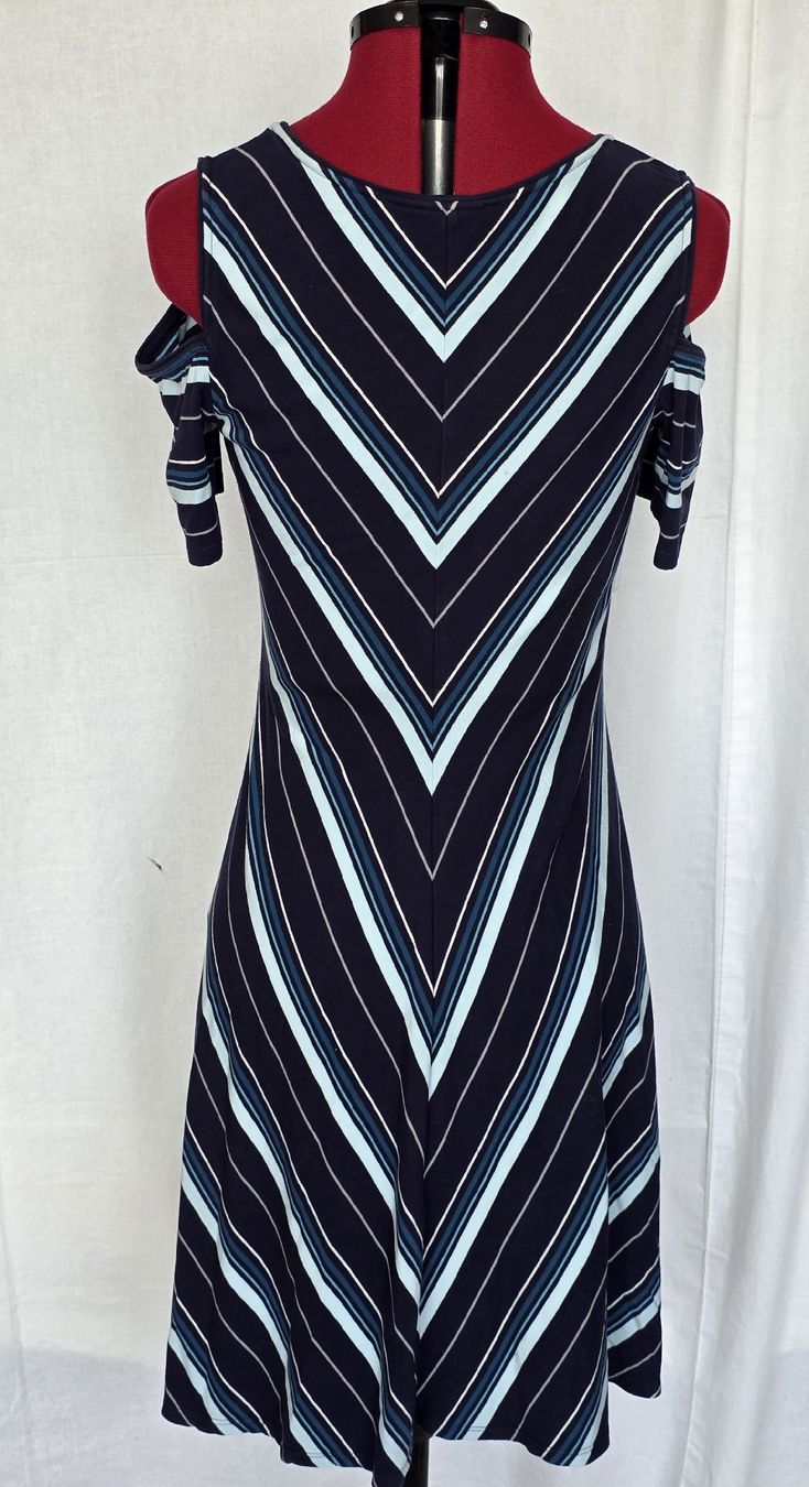 Vestiti: Kleid  – Nuovo (secondo la descrizione) da Pfäffikon SZ venduto da hrs_k2tn 2