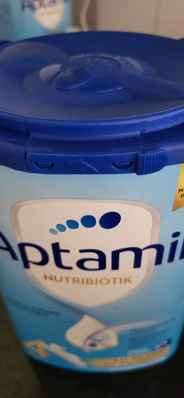 Aptamil Cibi & Specialità: Aptamil 4 – Nuovo (secondo la descrizione) da Emmenbrücke venduto da KODArts 1