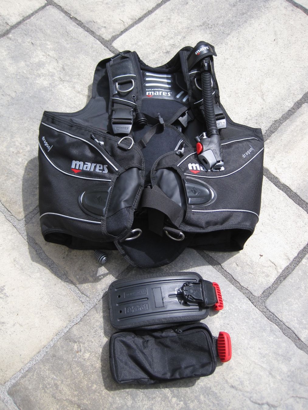 Mares Schwimmwesten: Mares Dragon MRS Plus XL – Neu (gemäss Beschreibung) aus Winterthur von Giz