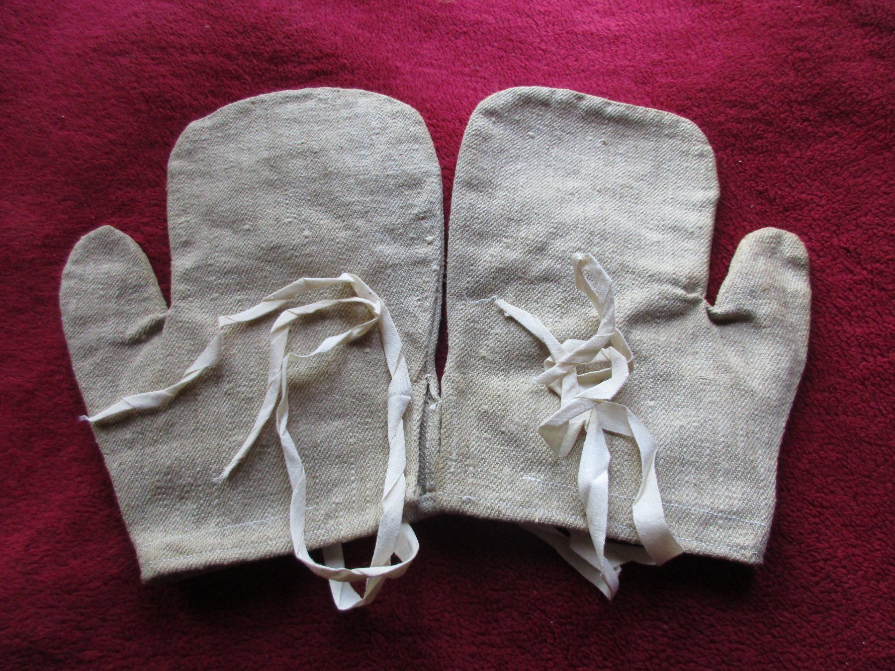 Armée suisse Armes blanches: Handschuhe (6) – Neuf (Voir description) à Bowil par vifi01