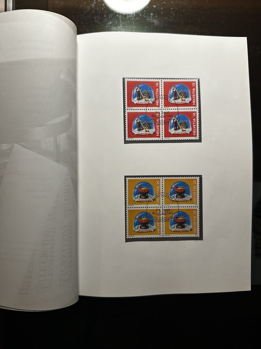 Alben: 2000 JAHRBUCH PTT BRIEFMARKEN, GESTEMPELT  – Gebraucht aus Giubiasco von cot.fra22 3