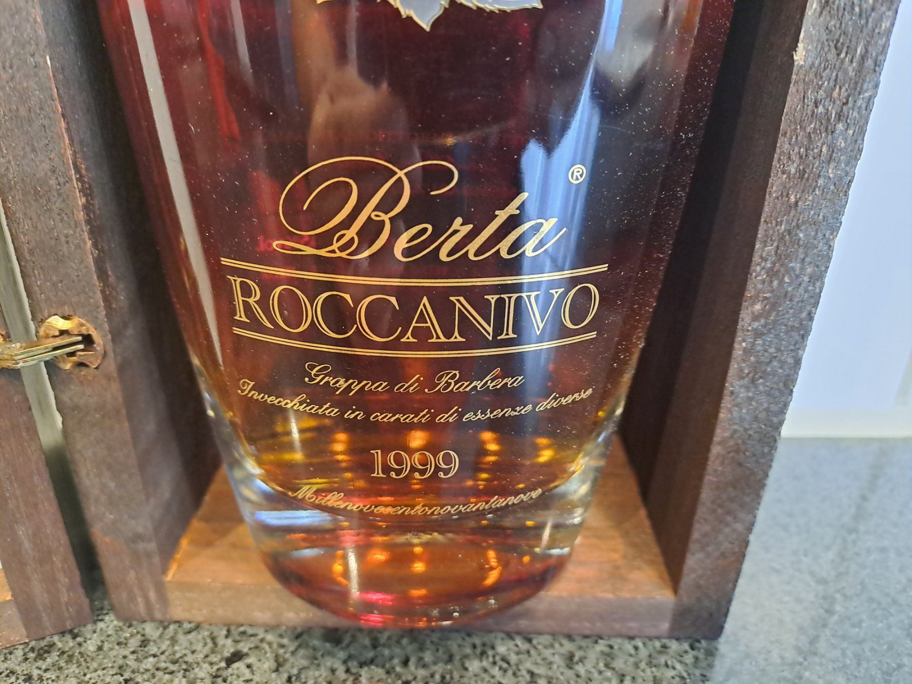 Berta Spirituosen: Berta Grappa Roccanivo 1999 mit OHK – Neu und originalverpackt aus Elsau von Kellerraeumung 2