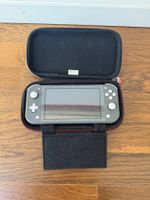 Nintendo Switch Lite (Sehr guter Zustand) – Inkl. Hülle