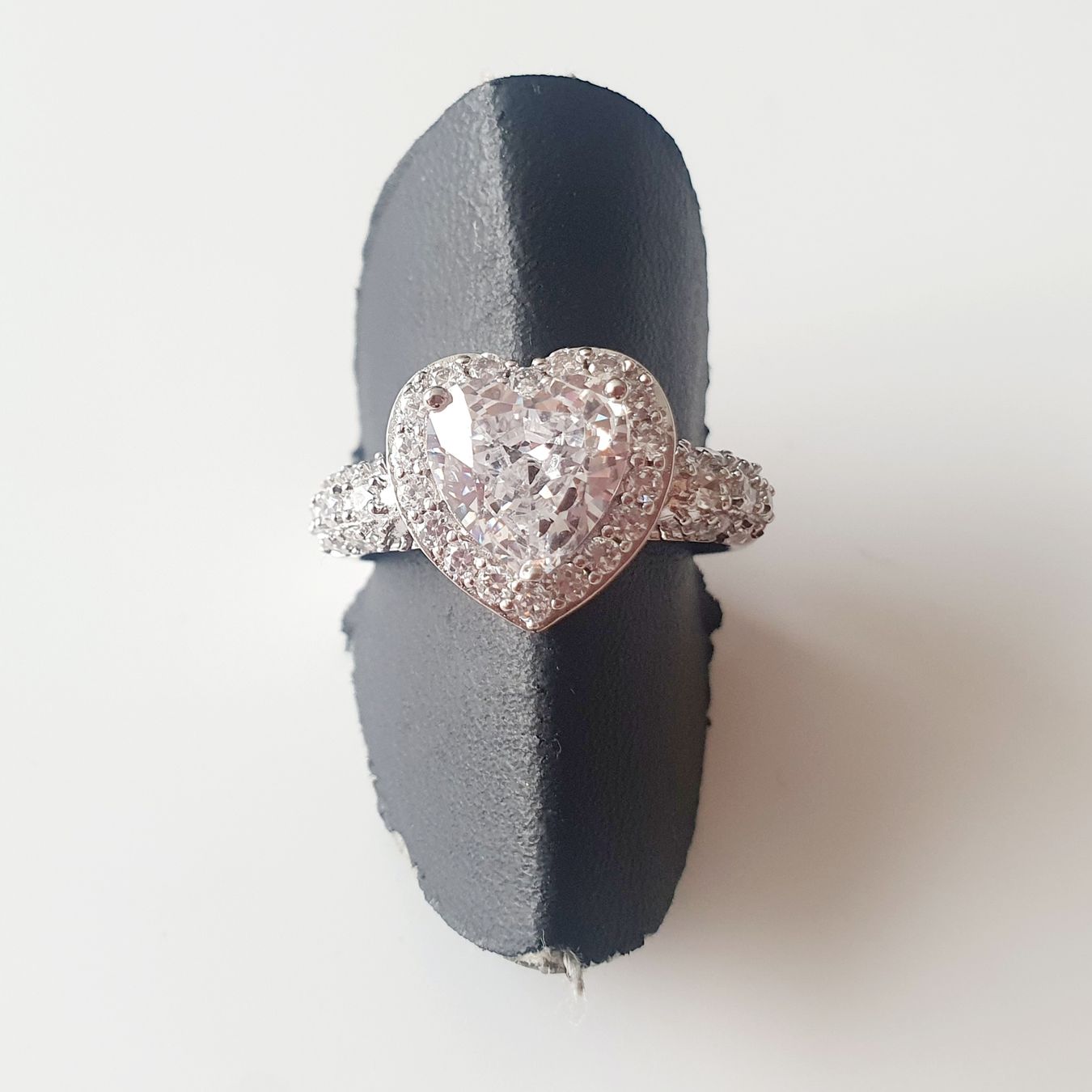 Ringe: Funkelnder Herz-Ring, 925 Silber, Grösse 17.1 mm – Gebraucht aus Kreuzlingen von Wunderkiste123 2