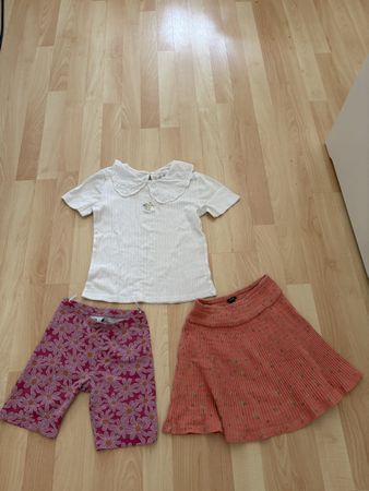 Lots d’habits fille taille 122-128