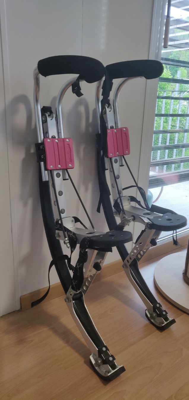 Hometrainer: Powerizer jumping stilts sprungstelzen – Usato da Winterthur venduto da bkerec