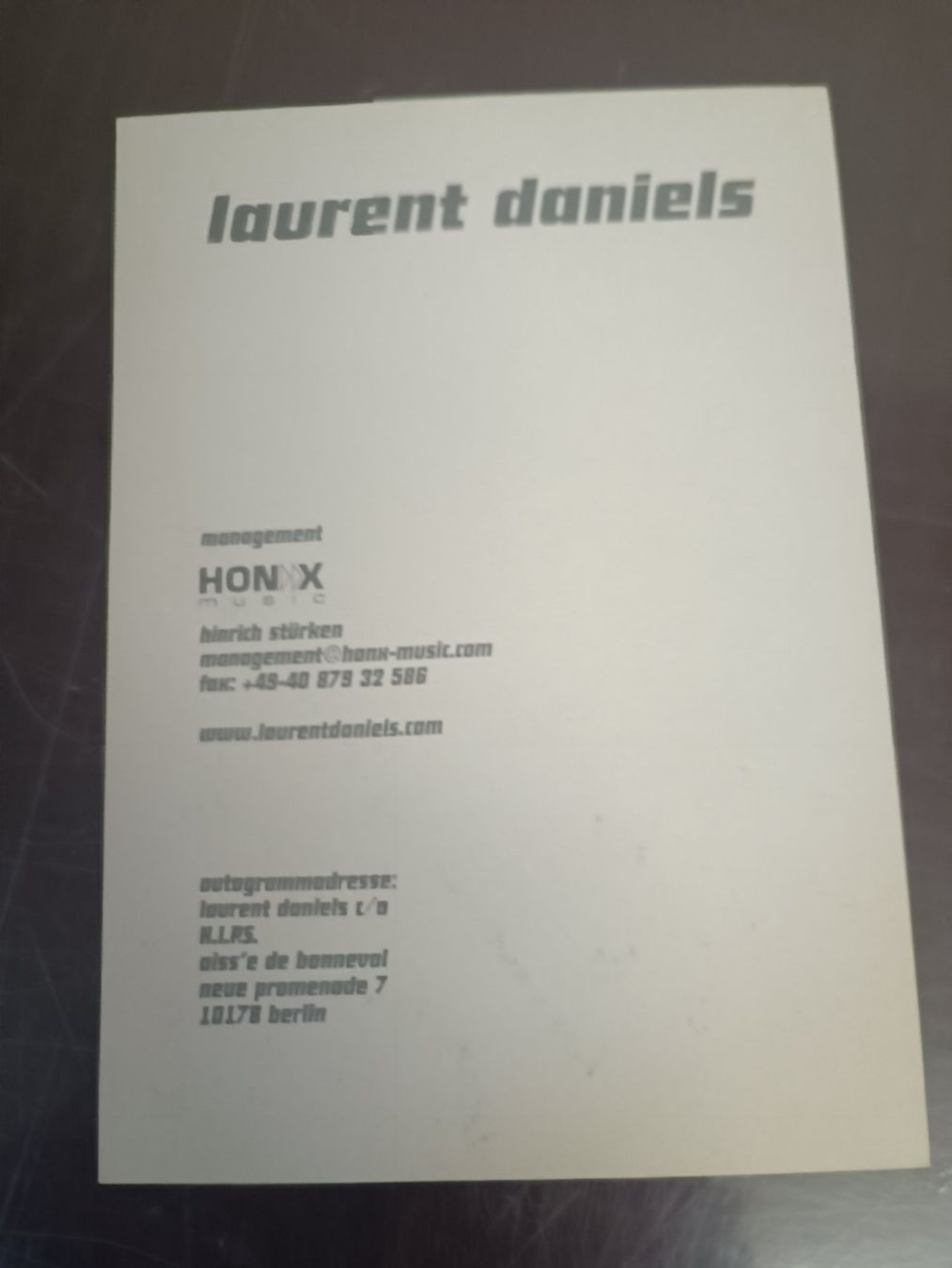 Autografi: Laurent Daniels - handsignierte Autogrammkarte – Usato da Menziken venduto da Artographs 1