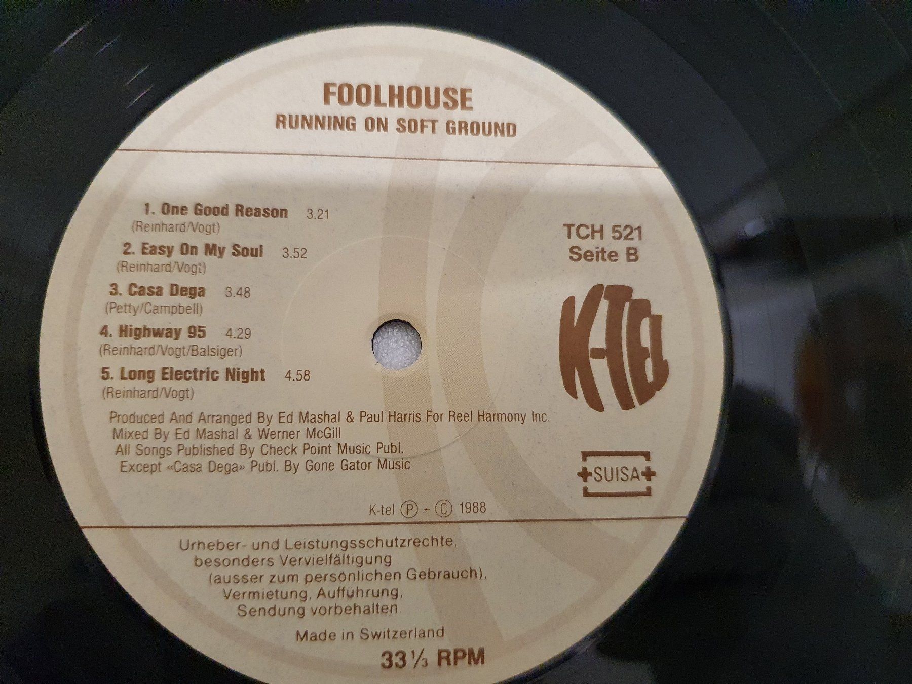 Vinyles: Fool House – Running On Soft Ground – D'occasion à Uster par Vinyl-Leidenschaft 5