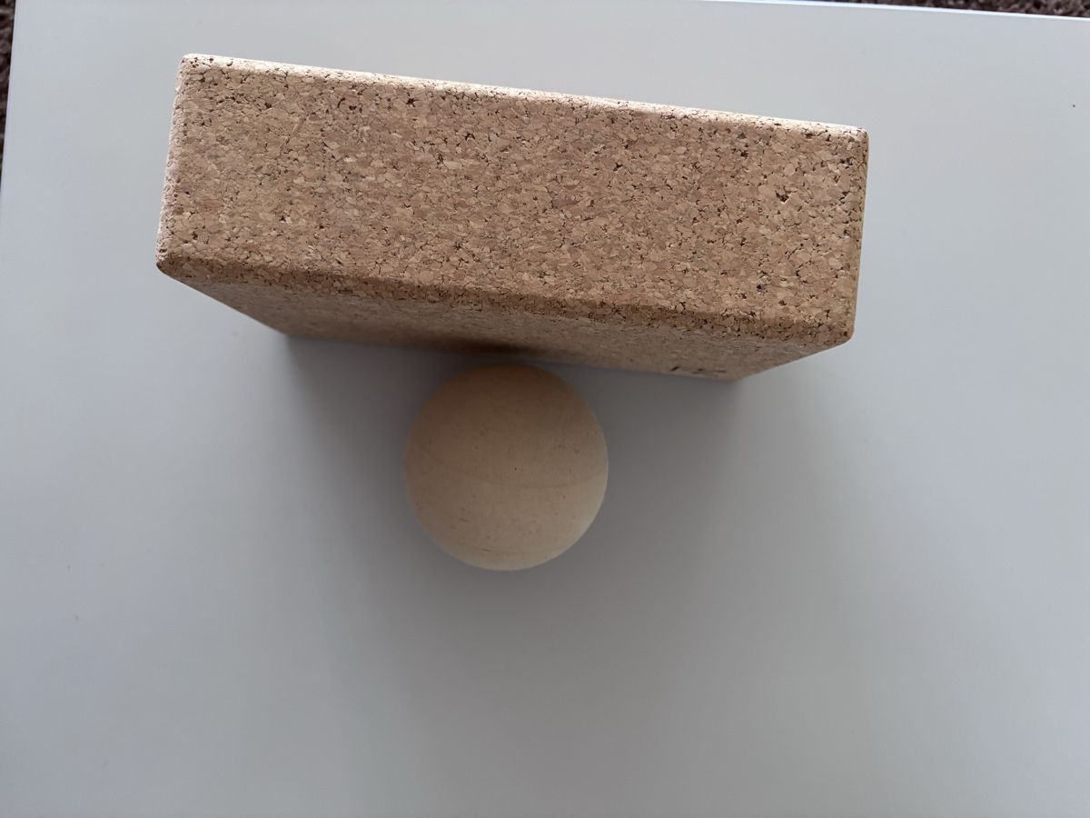 Dispositivi per massaggi: Yoga Block + Massage Ball – Usato da Oberkirch LU venduto da mri_8qpz 1