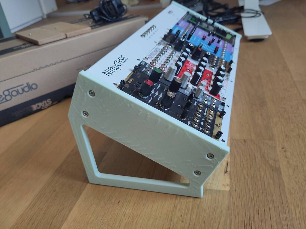 Altri accessori: Cre8audio NiftyCase 84HP Eurorack Case – Usato da Solothurn venduto da sam9129 1