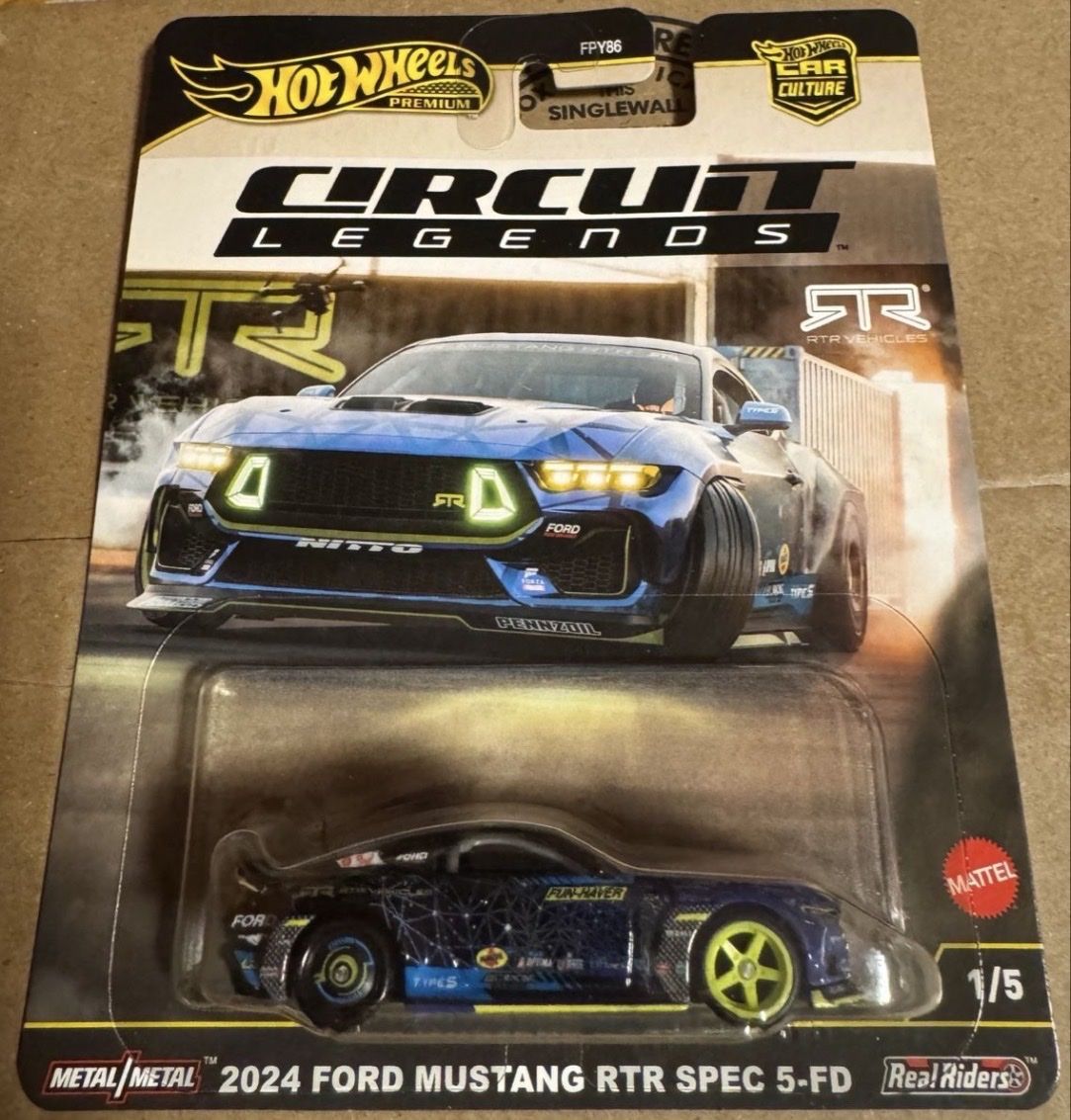 Hot Wheels Modellini d'auto: Hotwheels Premium - Circuit Legends 5 pack – Nuovo e nell'imballaggio originale da Miège venduto da Mickit92