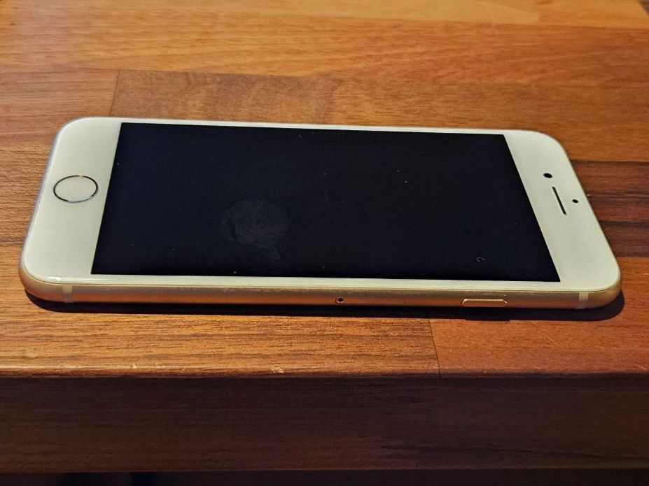 Apple Handys / Smartphones: Iphone 8 256GB Rosegold – Gebraucht aus Bonstetten von Tbearma1 3