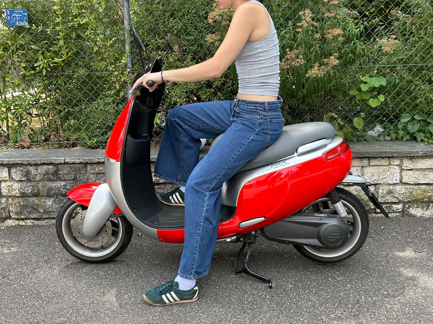Scooters: Elektro-Roller fahrbar mit B1 oder A1 Führerschein – Gebraucht aus Basel von eli_tps6 2