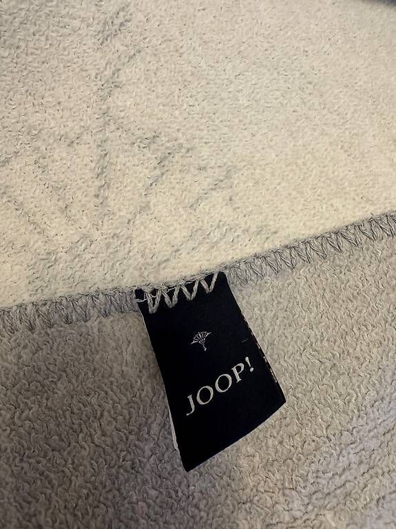 Coperte: Joop! Wohndecke 150x200cm – Usato da Oberbüren venduto da dijbdn 3