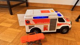 Spielzeug Ambulanz 