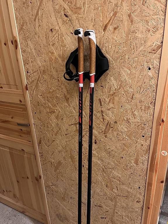 Bâtons de ski: Swix Quantum Four 155cm Langlauf Stöcke  – D'occasion à Ligornetto par DaniCeller