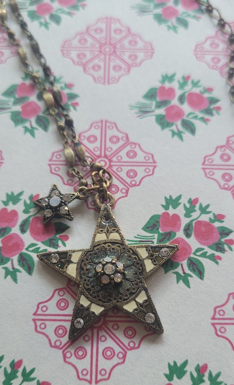 Ketten: Vintage Pilgrim Halskette – Gebraucht aus Olten von ali_p5tn