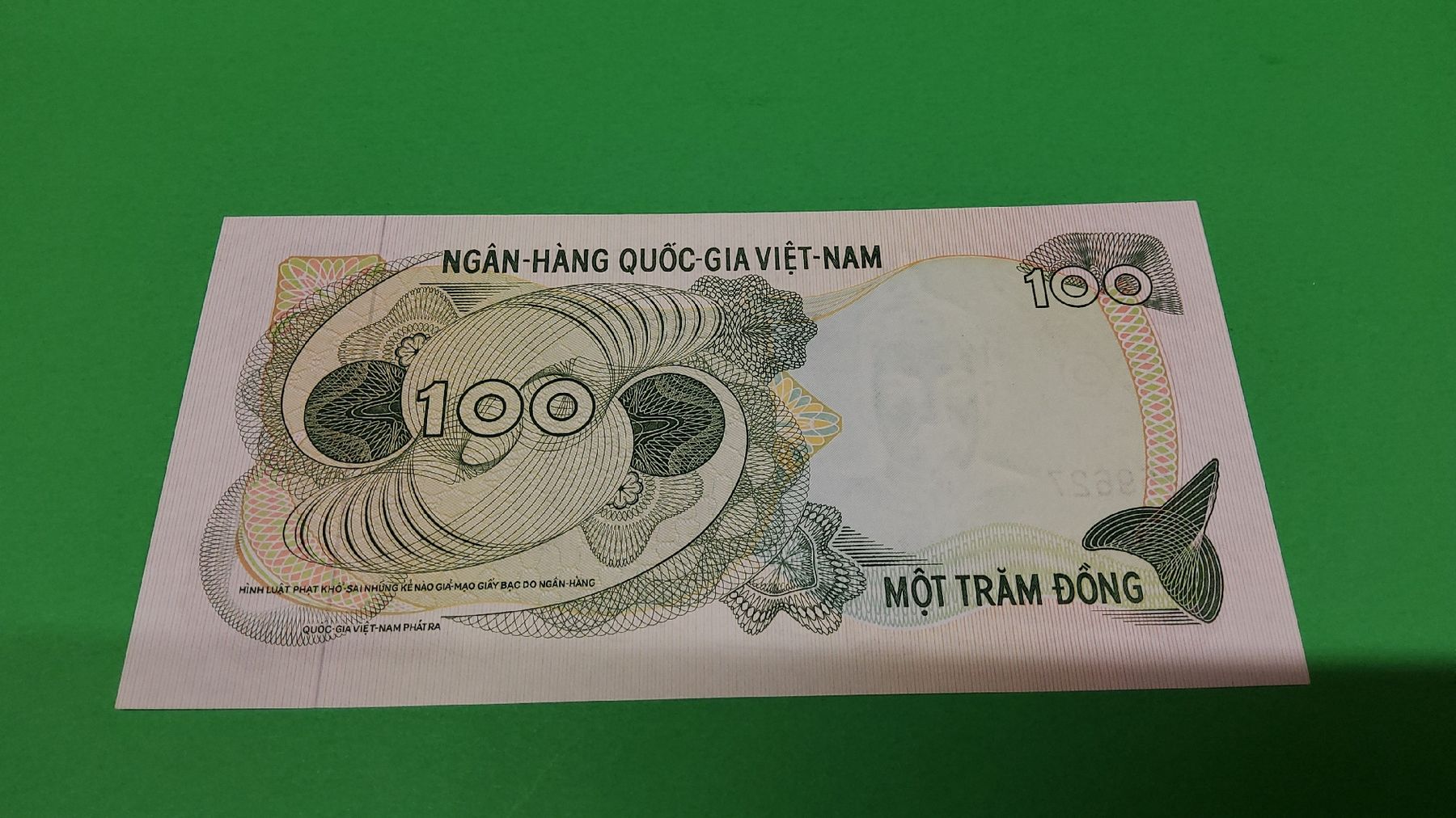 Banconote: Originale 100 Dong Banknote aus Vietnam, – Nuovo e nell'imballaggio originale da Herisau venduto da Nluanalucas 1