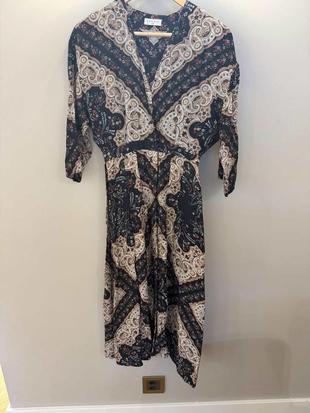 Sandro Kleider: Robe Sandro T34 – Gebraucht aus Conches von chn_hgl6 2