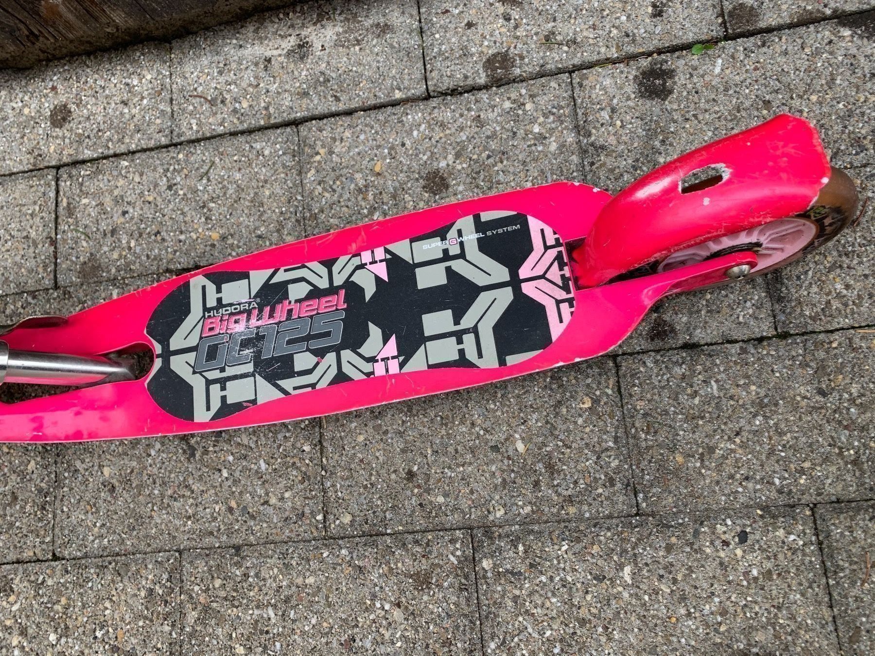 Veicoli per bambini: Scooter Pink – Usato da Wahlen b. Laufen venduto da Schneewytli 7