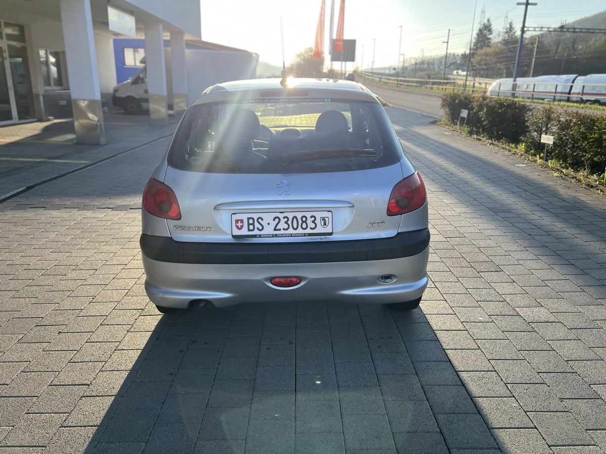 Peugeot Autos: Peugeot 206 Automat | 60’000 km | 1. Hand | AB MFK 07.05.26 – Gebraucht aus Liestal von EL_RA94 4