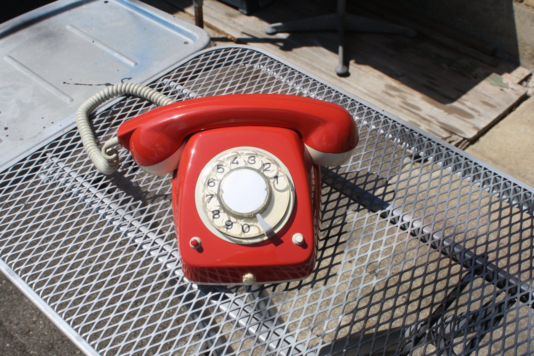 Téléphones: TELEFON VINTAGE MIT WÄHLSCHEIBE – D'occasion à Wauwil par Pneuedy 3