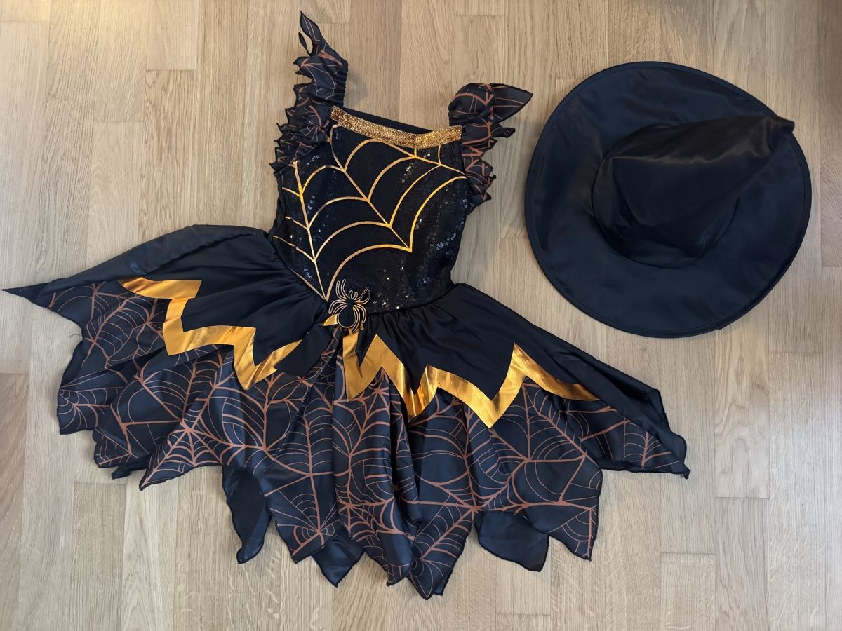 Costumi: Spooky Spider Witch Kostüm – Usato da Urdorf venduto da Danii86