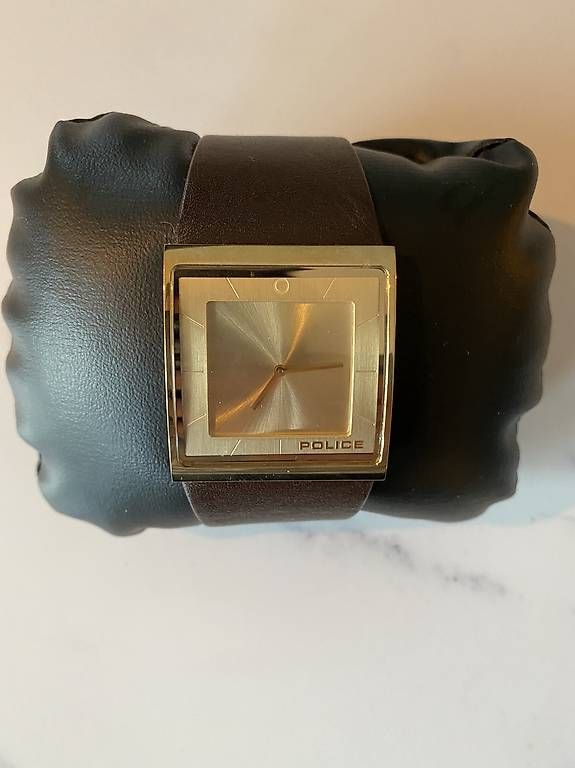 Police Orologi: Police Damenuhr mit Lederarmband – Usato da Oberentfelden venduto da SDeezy 1