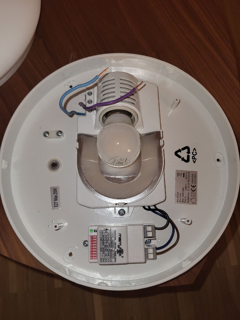 Lampadari & plafoniere: Deckenleuchte rund weiss mit Sensor guter Zustand – Usato da Birmensdorf ZH venduto da mei_pk59 1