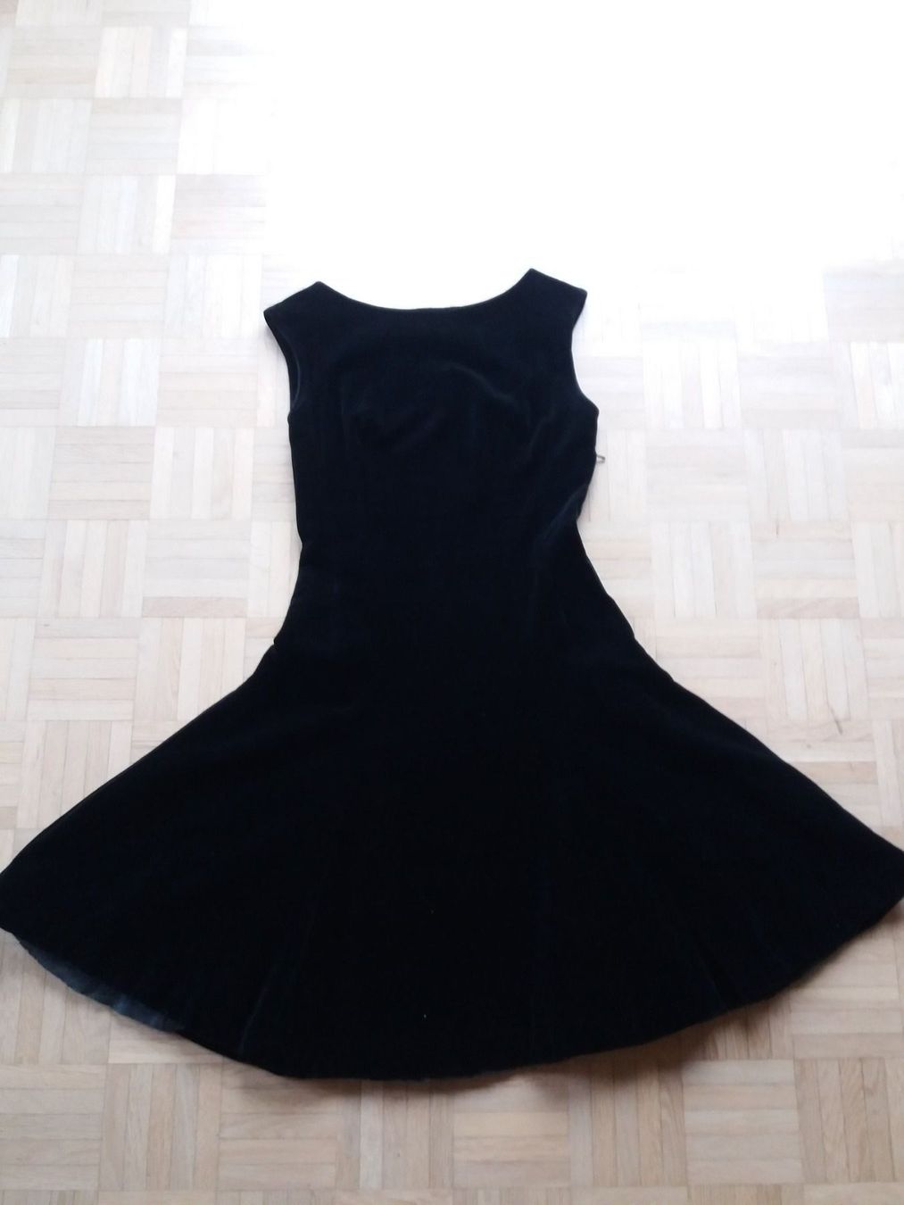 Kleider: Vintage Samt Cocktailkleid Grösse S – Gebraucht aus Muolen von Schmetterling2019 2