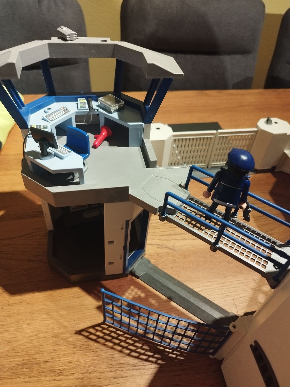 Giocattoli: Polizeistation Playmobil  – Usato da Dagmersellen venduto da _Murckelchen_ 1