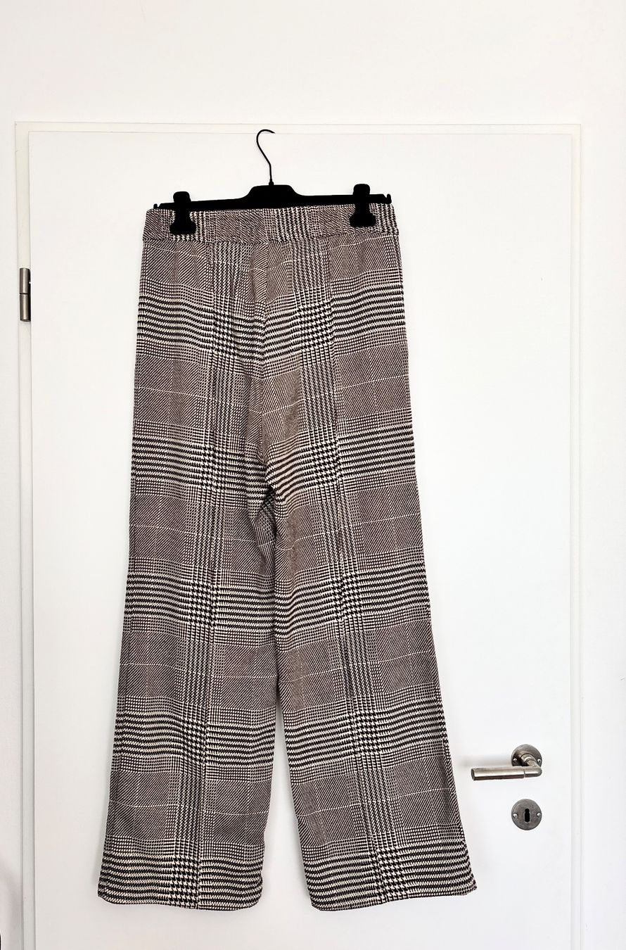 Hosen: H&M Hose kariert Gr. 42 – Gebraucht aus Bottmingen von ana_5hrv 2