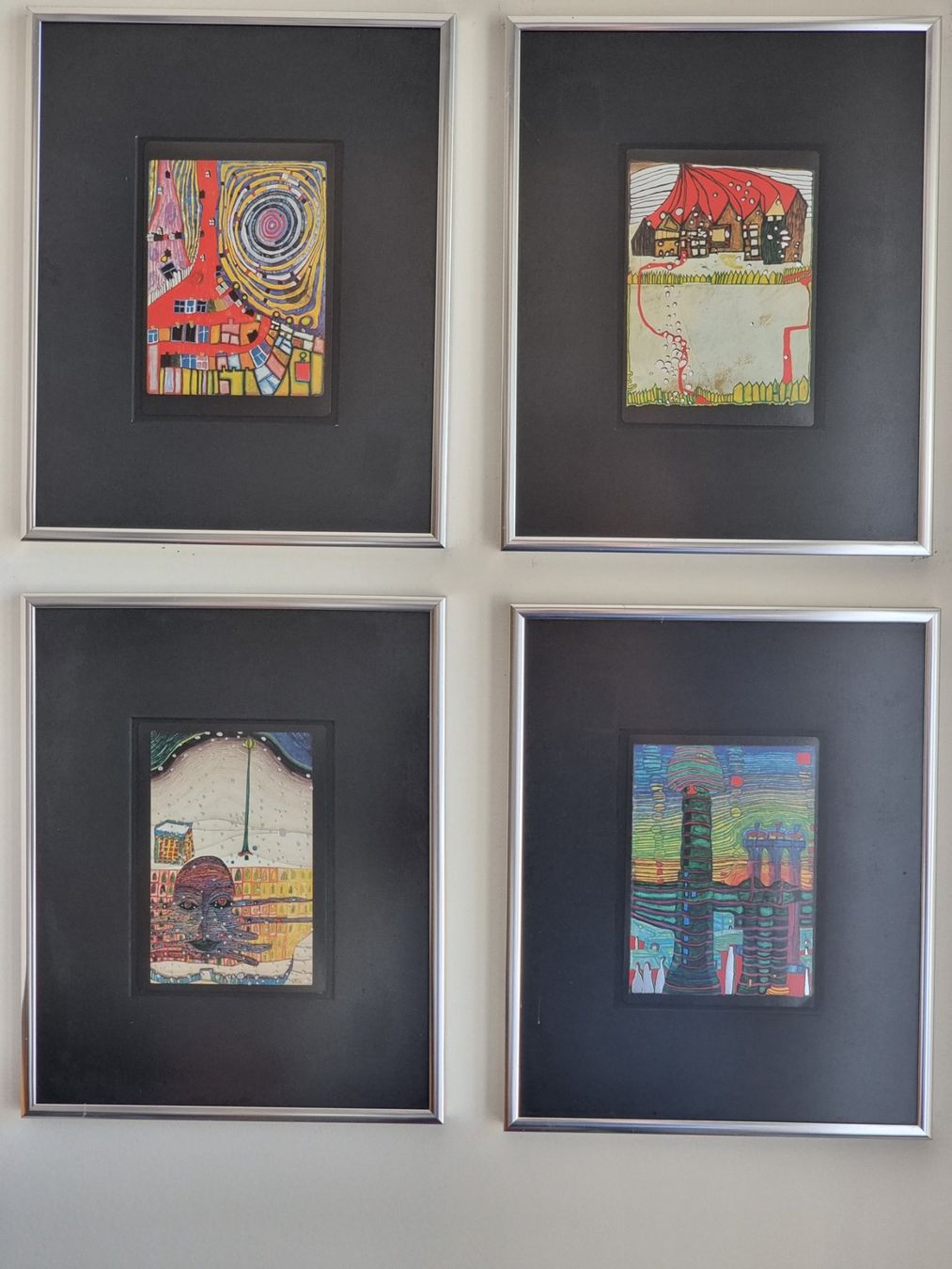 Foto & Immagini: 4 Bilder von Hundertwasser. Silbrige Rahmen. – Usato da Villigen venduto da Tschachtlan