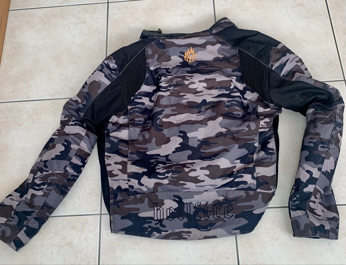 Vestes: Motorrad Jacke Hellfire – D'occasion à Oberkirch LU par JamesBond0011 1