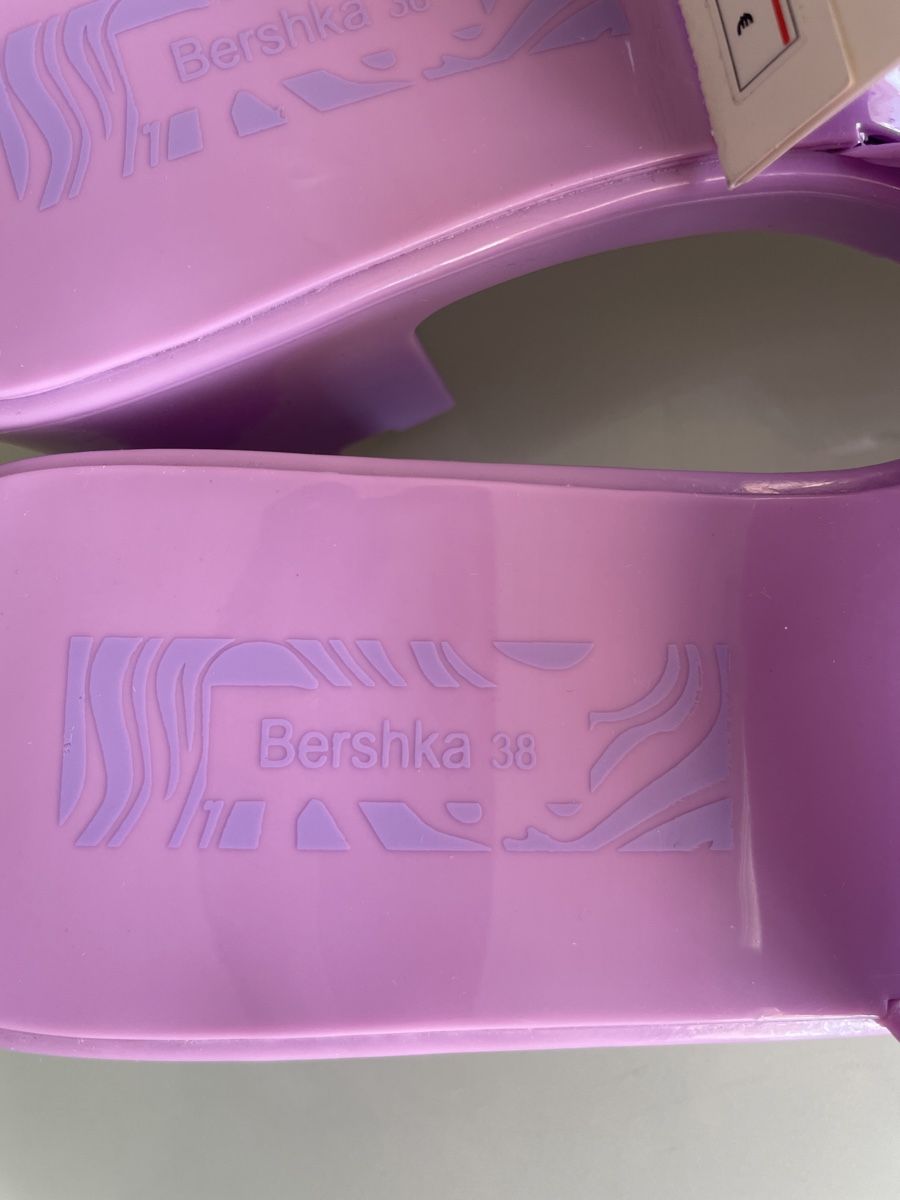 Bershka Scarpe da donna: Sandales Bershka neuves – Nuovo e nell'imballaggio originale da Vuadens venduto da Nina11 2