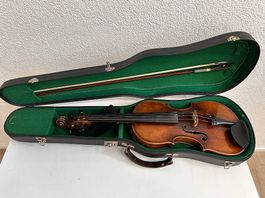 Antike Violine Modell Nicolaus Amatus «Amati» mit Bogen