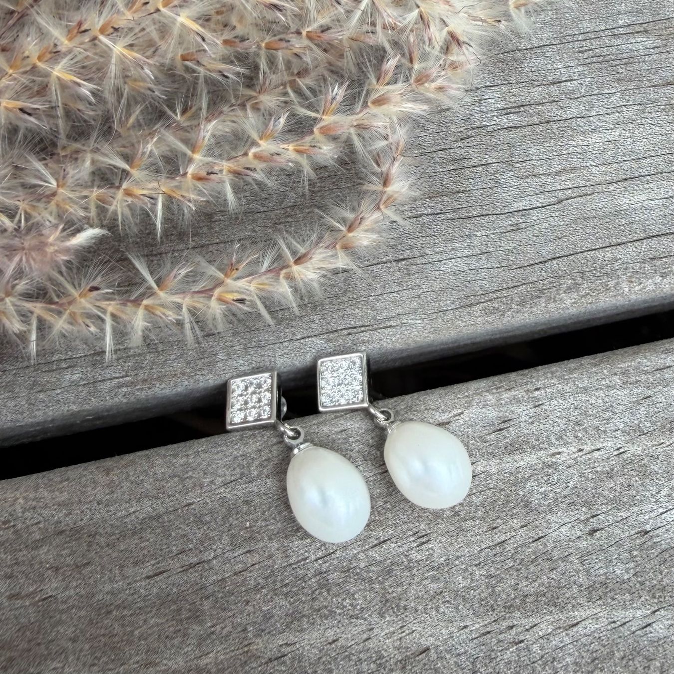 Orecchini pendenti & Orecchini a lobo: Wunderschöne Süsswasserperlen-Ohrringe 925 Silber Stecker – Nuovo e nell'imballaggio originale da Rombach venduto da Ivreajewels 2